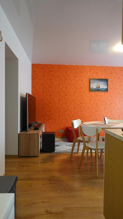 Cozy Telliskivi Apartment Near City Centre ทาลลินน์ ภายนอก รูปภาพ