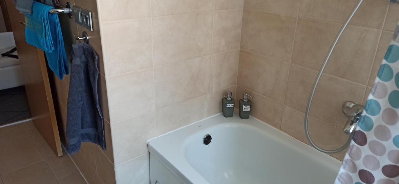 Cozy Telliskivi Apartment Near City Centre ทาลลินน์ ภายนอก รูปภาพ